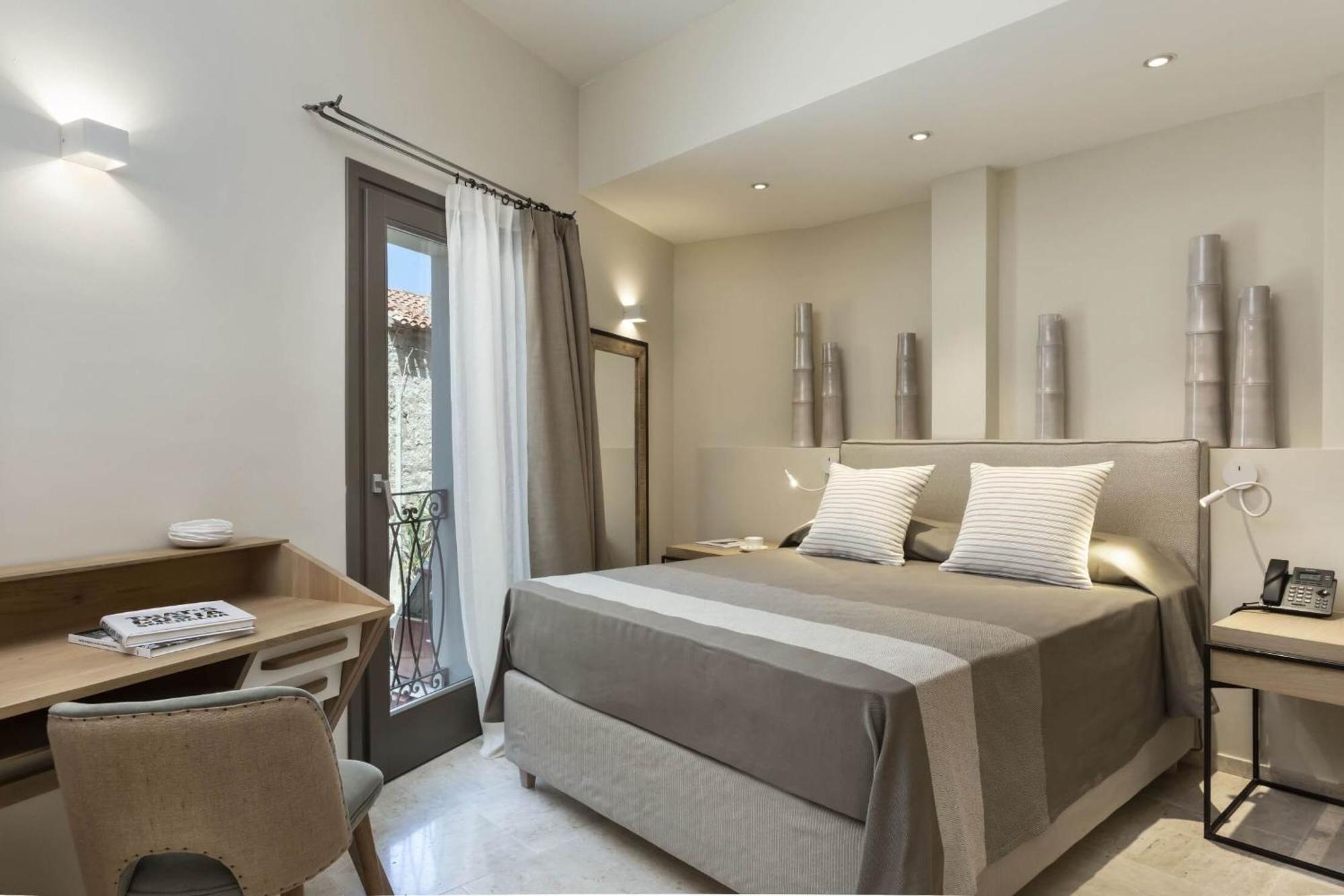 Hotel La Suera San Pantaleo